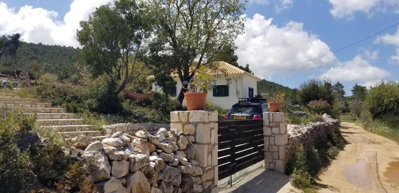 Dorinda Διαμέρισμα Aγία Μαρίνα Εξωτερικό φωτογραφία